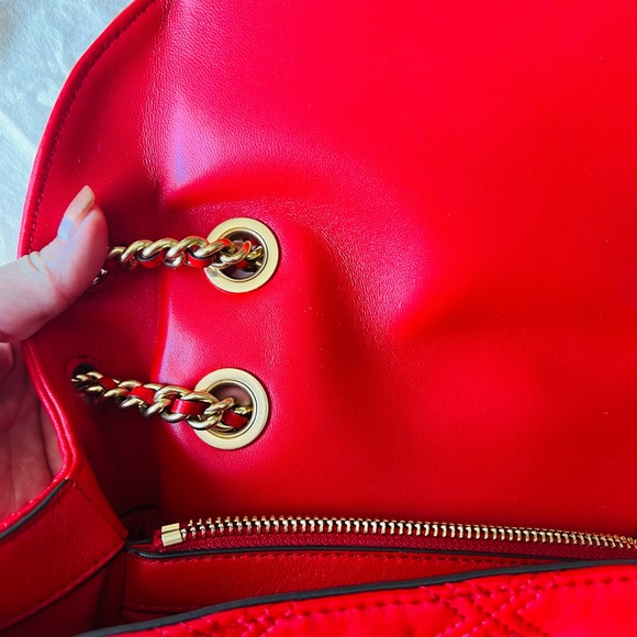 Tory Burch Soft Fleming Convertible Bag - Picture 5 of 9